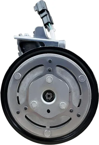 Vista 4 de RYC - Compresor de aire acondicionado automotriz y embrague de A/C AFG336-01