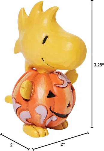 Vista 7 de Enesco Peanuts by Jim Shore Colección de Halloween Woodstock vestido como una calabaza en miniatura, resina hecha a mano, pintada a mano