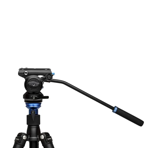 Vista 4 de Benro Cabezal de video fluido de base plana S4 PRO, 8.8 lb. máx. Contrapeso de 2 pasos (1 y 2), soportes de accesorios de 1/4"-20, montaje de cabeza