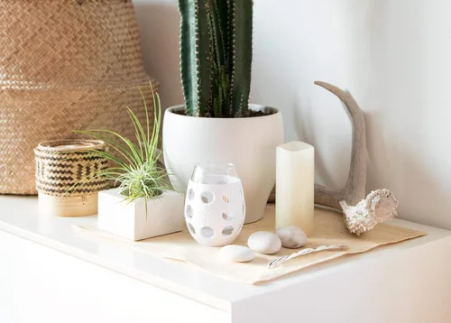 Vista 2 de Lifefactory - Copa de vino para interior y exterior con funda protectora de silicona, paquete de 4, Blanco óptico