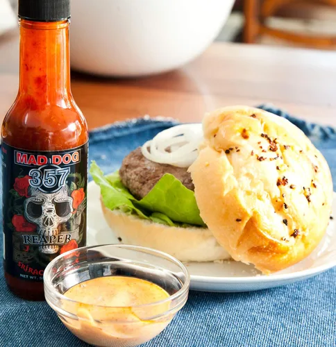 Vista 5 de Mad Dog 357 Reaper Sriracha Sauce - 5oz