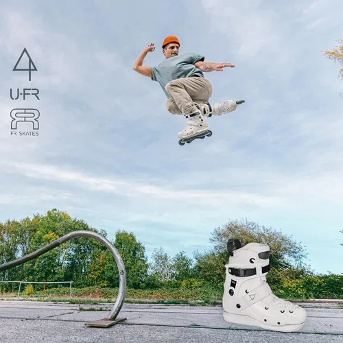 Vista 6 de UFR Street AP 2023 intuition boot white