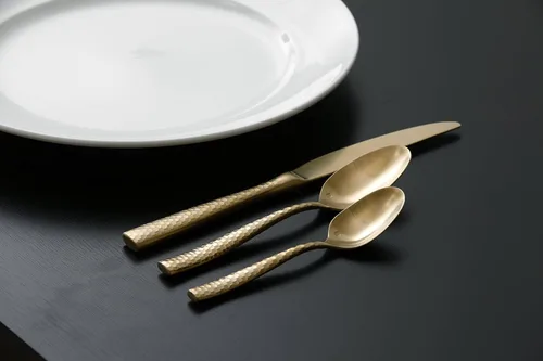 Vista 6 de Fortessa Lucca - Cubiertos facetados de acero inoxidable 18/10, cuchara de postre/sopa, 7.1 pulgadas, juego de 12, dorado cepillado Oro cepillado