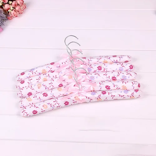Vista 8 de Perchas acolchadas para ropa, colgador de satén, perchas acolchadas para mujer, suéteres (floral-5 piezas)