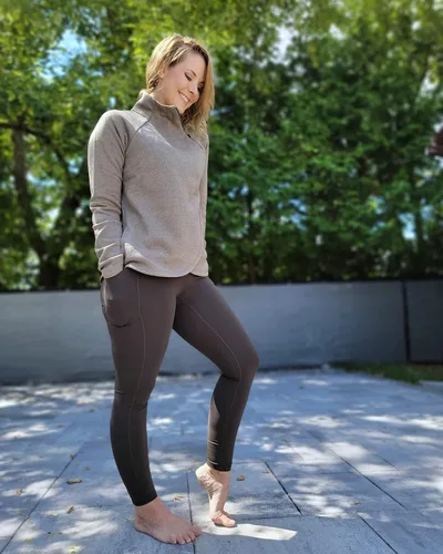 Vista 6 de RBX Active - Leggings de yoga para correr con bolsillos y cintura alta a prueba de sentadillas para mujer