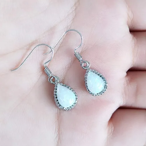 Vista 5 de Comelyjewel Pendientes de lágrima de ópalo de fuego blanco creados para mujer, útiles y prácticos