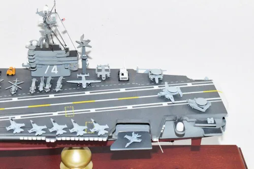Vista 4 de USS John C Stennis CVN-74 Nimitz Class Carrier Modelo, azul marino, caoba, 24 pulgadas, Clase Nimitz