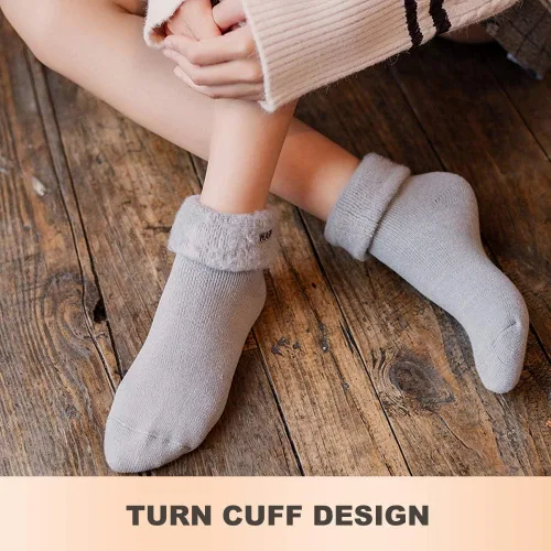 Vista 6 de SUTTOS Women's Winter Warm Slipper Socks, Thermal Thick Cushion Cute Calf Crew Socks 135 Pairs Pack