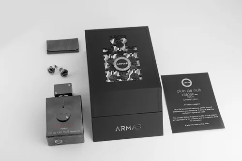 Vista 2 de Armaf Club De Nuit Intense Edición Limitada para Hombres Espray Parfum, 3.6 onzas (con gemelos)
