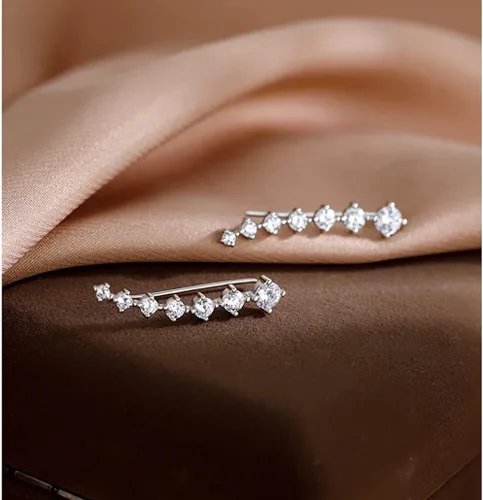 Vista 4 de Aretes de plata esterlina 925 sólidos con 7 cristales de Reffeer, aretes de escalador para mujer, aretes envueltos