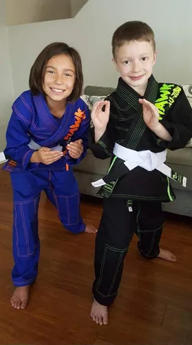 Vista 6 de Jiu Jitsu brasileño, para niños, Jiu Jitsu Gi Children BJJ Gi Grappling Kimonos, cinturón blanco ligero, Blanco
