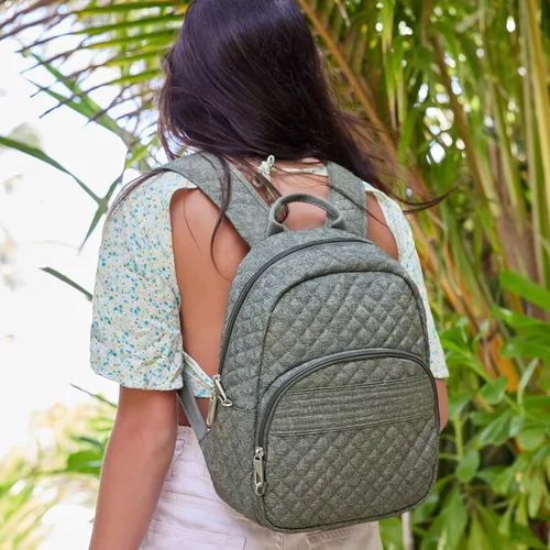 Vista 3 de Travelon Mochila antirrobo boho, color. Valor, Brezo gris, Travelon Mochila Boho antirrobo