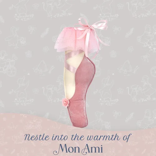 Vista 5 de MON AMI Decoración de Acento de Zapatilla de Ballet – 14" Almohada de Zapato de Ballet de Felpa Rosa para Guardería, Habitación de Niños