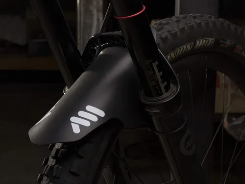 Vista 5 de Guardabarros delantero estilo All Mountain, se adapta a 26, 27.5, 29 pulgadas, tamaño grande Protección ligera y duradera: protege contra