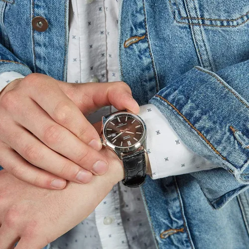 Vista 3 de Casio Reloj analógico de cuarzo para hombre