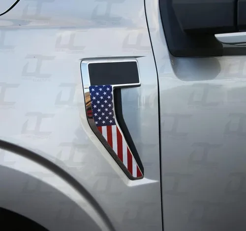 Vista 4 de Kit de Calcomanías de Emblema de Insignia de Guardabarros Decal Concepts - Compatible con F150 (2021-2025) (Estilo Bandera (Negro-Blanco Desgastado))