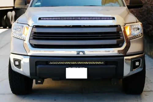 Vista 8 de iJDMTOY Barra de luz LED de 30 pulgadas para montaje en rejilla inferior compatible con Toyota Tundra 2014-21, incluye (1) barra de luz LED de alta