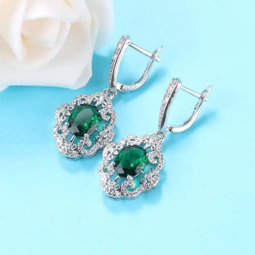 Vista 5 de Juego de joyas de plata de ley 925 para boda, aretes de circón verde, collar, pulsera y anillo para mujer
