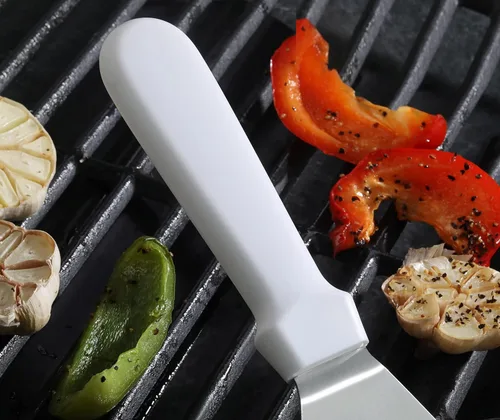 Vista 6 de New Star Foodservice 36213 Espátula/volteadera para parrilla con mango de plástico flexible, 36,8 cm, blanca