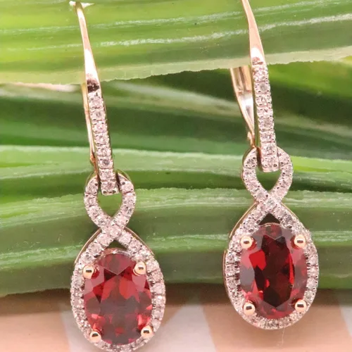 Vista 3 de Dazzlingrock Collection - Pendientes colgantes para mujer diseño de infinito color oro rosa
