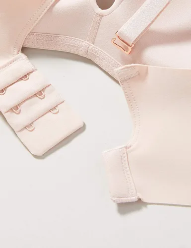 Vista 4 de Maidenform Sujetador Natural Boost Demi para mujer