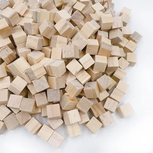 Vista 3 de Bloques de madera sin terminar de 0.4 in, paquete de 500 cubos de madera pequeños para manualidades y decoración del hogar