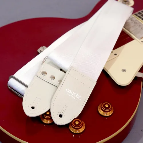 Vista 2 de Couch LA CORREA DE GUITARRA ORIGINAL DE CINTURÓN DE SEGURIDAD RECICLADO Fabricada en EE.UU. Correas de Guitarra (Todo Blanco)