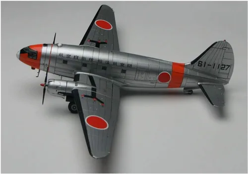 Vista 3 de Platz C-46D JASDF Curtiss Commando - Kit de construcción modelo de avión a escala 1/144