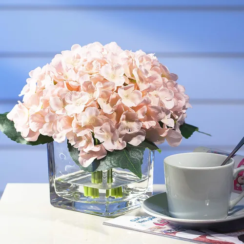 Vista 2 de Arreglos de flores artificiales de seda de hortensias en jarrón de vidrio para decoración de boda del hogar (rubor)