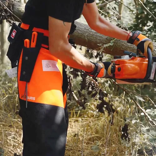 Vista 8 de Delantal de seguridad para motosierra de 8 capas, resistente, con cintura ajustable y bolsillo para hombres/mujeres, clásico C, naranja y negro