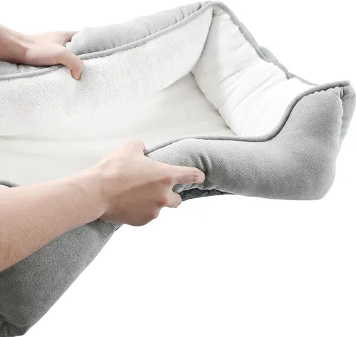 Vista 2 de Happycare Textiles - Cama para perro rectangular larga para mascotas con bordado de huella de perro, tamaño mediano, Gris con inserto ortopédico.