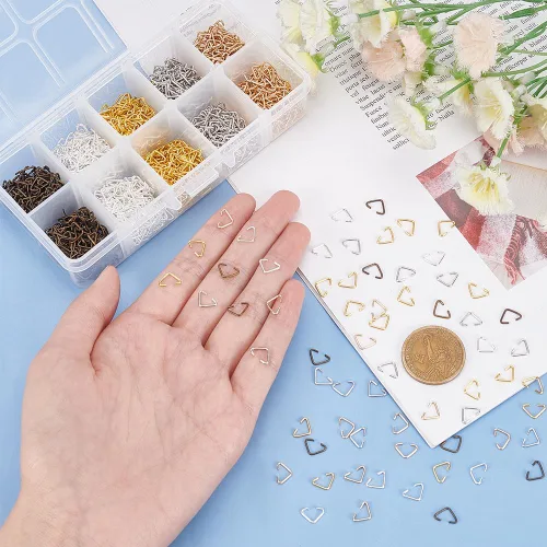 Vista 3 de PH PandaHall Anillos de salto abiertos triangulares, 1600 unidades, 5 colores, conectores colgantes de hierro a granel para aretes, pulseras
