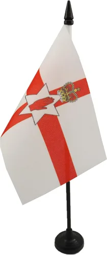 Vista 205 de AZ FLAG Aland Table Flag 4x6 in 100D Polyester Plastic Base Indoor use Finnish 15x10 cm desk flag stitched finish with reinforced edges with
