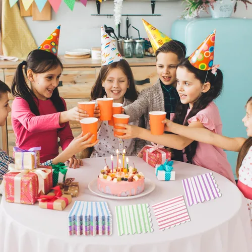 Vista 7 de 100 servilletas de cóctel boho arcoíris de papel festoneado a rayas de papel suave arcoíris helado servilleta de 5 x 5 pulgadas, color macarrón