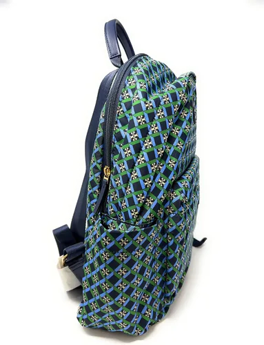 Vista 2 de Tory Burch Ella - Mochila estampada de nailon, Logo azul marino Multi Geo por todo el mundo