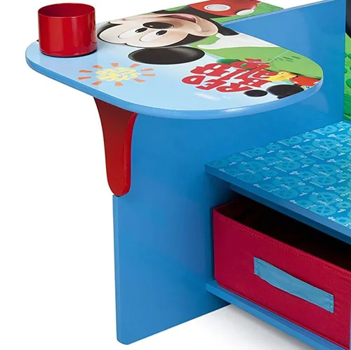 Vista 4 de Delta Children Escritorio con silla con compartimento de almacenamiento, Mickey Mouse de Disney y caja de juguetes de lujo, Mickey Mouse de Disney