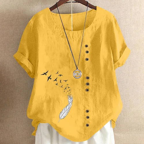 Vista 2 de Ceboyel Lindas camisetas de lino con estampado de plumas para mujer, camisas de verano de manga corta, ajuste holgado, blusas bohemias, ropa de moda