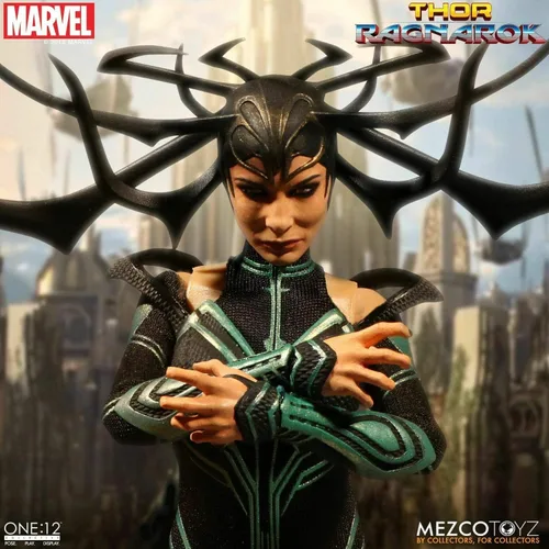 Vista 2 de Mezco Toys Uno: 12 Colectivo: Figura de acción Marvel Thor Ragnarok Hela, multicolor, estándar (MAY189820)