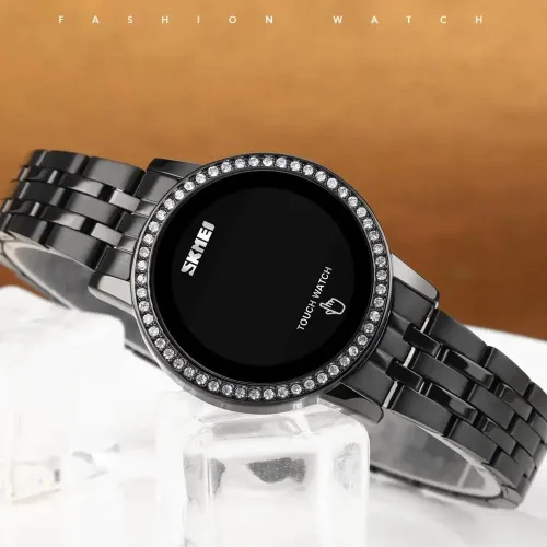 Vista 5 de GOSASA Reloj electrónico de lujo para mujer, con pantalla táctil LED, relojes digitales para damas, cuarto de galón, impermeable, elegante