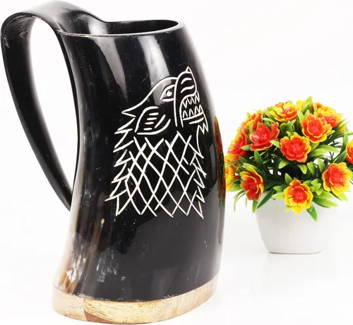 Vista 3 de Taza de cuerno vikingo con diseño de león original, jarra de cerveza vikinga con fondo de madera súper dura, ideal para amantes de la cerveza, vino