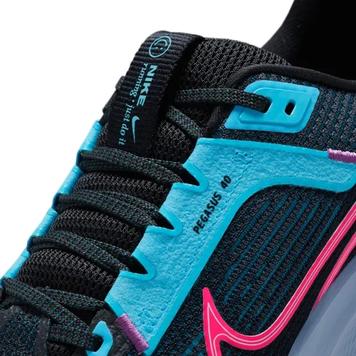 Vista 7 de Mujer AIR Zoom Pegasus 40 SE - Talla 7 US - NegroHyper Pink, Negro