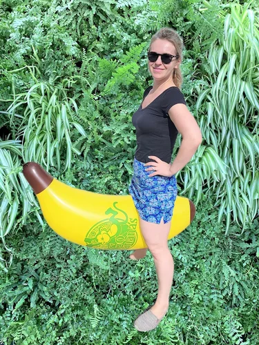 Vista 8 de Vinilo inflable de plátano amarillo fresco (44 pulgadas). Fruta segura para inflar. Juguete de piscina. Decoración de fiesta.