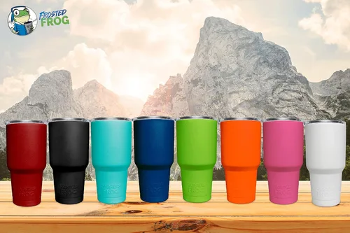 Vista 2 de Frosted Frog Vaso negro de 30 onzas con aislamiento al vacío con popote de acero inoxidable