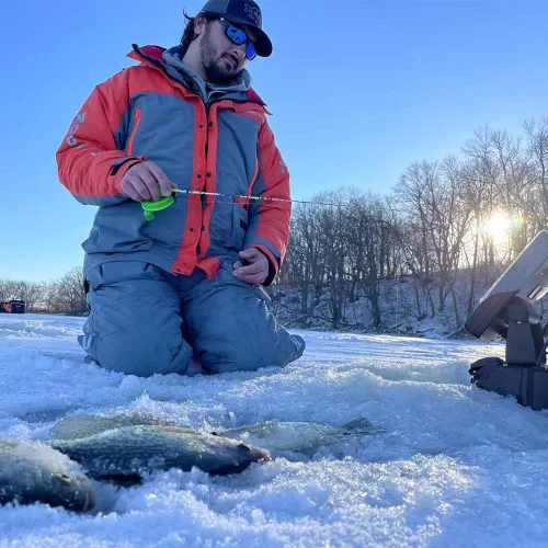 Vista 9 de Nordic Legend Aurora Series Traje de pesca en hielo, baberos y chaqueta aislados, equipo impermeable para pesca en hielo y motos de nieve