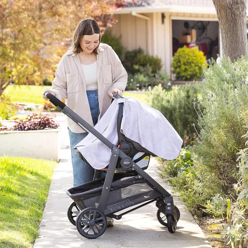 Vista 3 de Disney Baby by J.L. Childress - Toldo infantil para asiento de automóvil, para sombra del sol, tela transpirable, lavable a máquina, diseño Mickey
