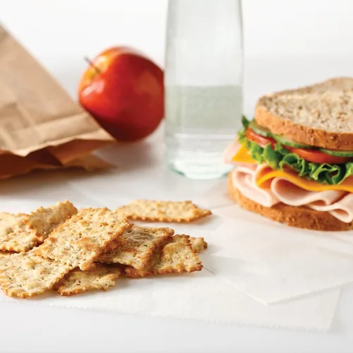 Vista 6 de Nabisco Veggie Chips de trigo integral de grano entero, galletas de trigo integral, paquetes de bocadillos de 60 a 1.75 onzas