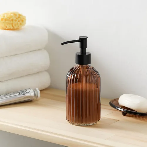 Vista 5 de Juego de 4 accesorios de baño de vidrio pesado con patrón decorativo prensado, incluye dispensador de jabón de mano, vaso, jabonera y soporte