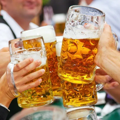 Vista 7 de HomeWetBar Oktoberfest - Taza de cerveza personalizada para celebraciones del Oktoberfest