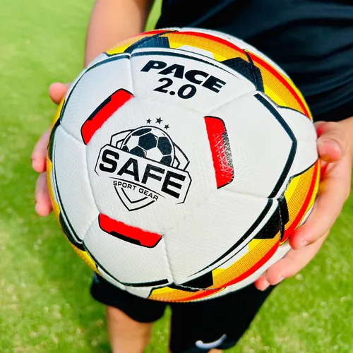 Vista 6 de Safe Sport Gear Pace 2.0 - Pelota de fútbol profesional, carcasa exterior de TPU, textura aerodinámica, sensación profesional y rebote, tamaño 5