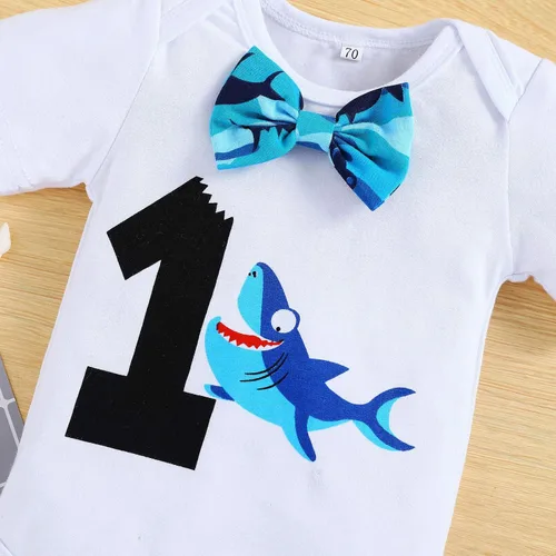 Vista 5 de GRNSHTS Ropa divertida de primer cumpleaños para bebé niño, mameluco con pajarita, mameluco para tartas